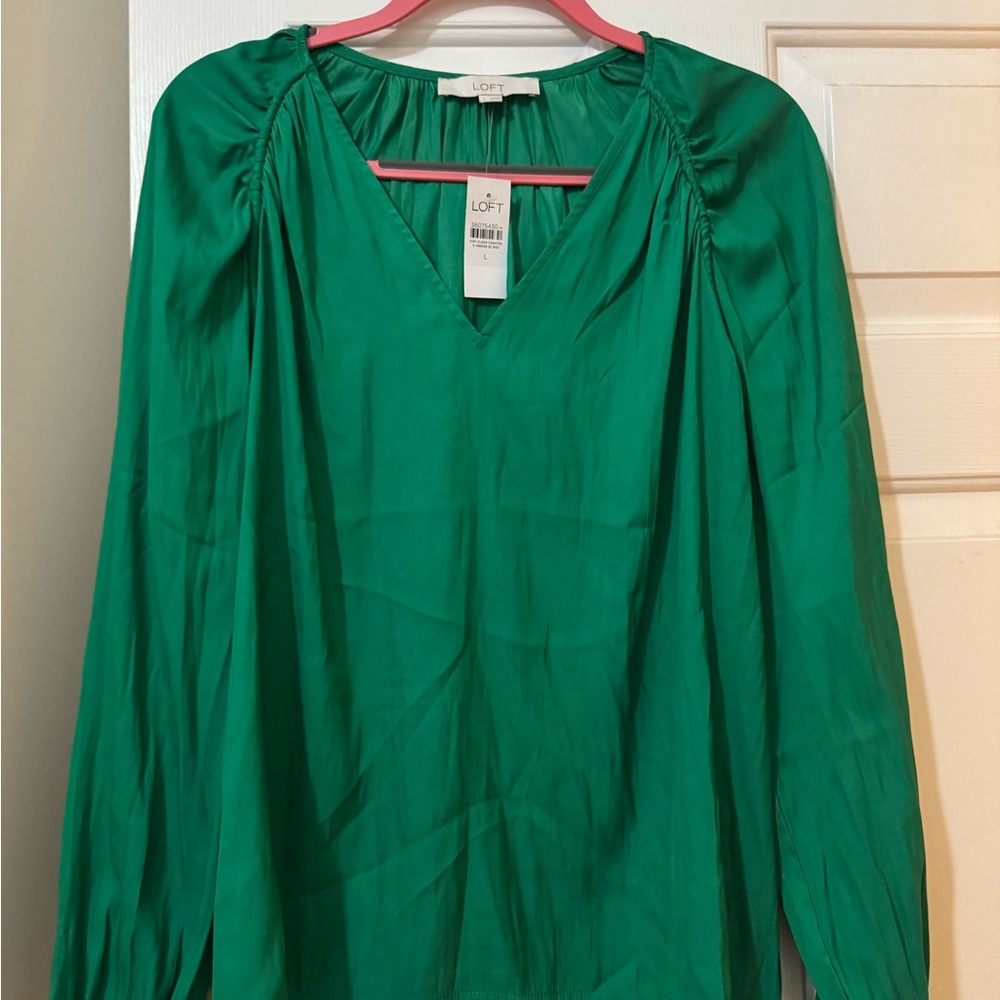 LOFT Green Ruched Long Sleeve Blouse
